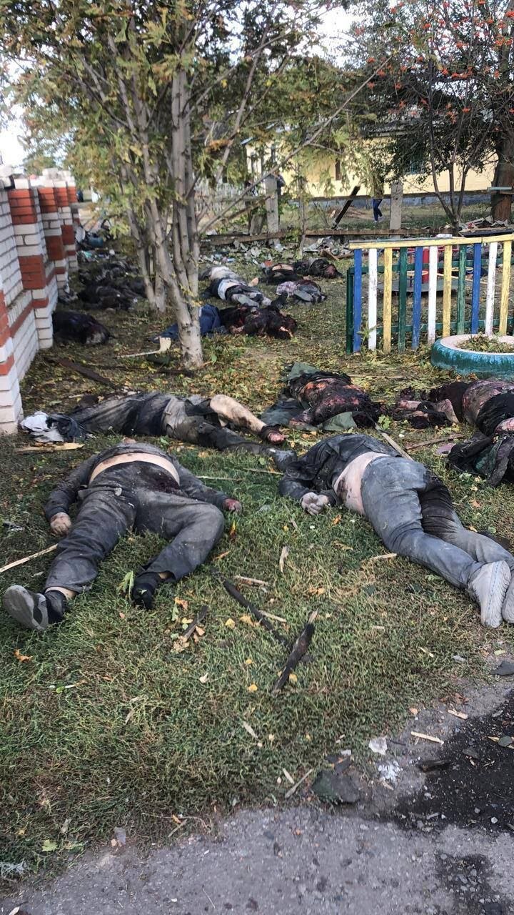 52 особи загинули внаслідок ракетного удару ЗС РФ по селу Гроза